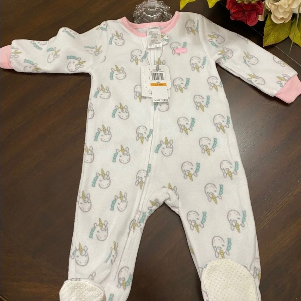 Baby sleepwear